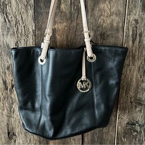 Michael Kors Tote